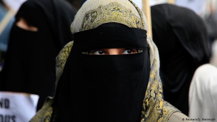 Tunisia Larang Pemakaian Cadar dan Niqab di Seluruh Kantor Pemerintah