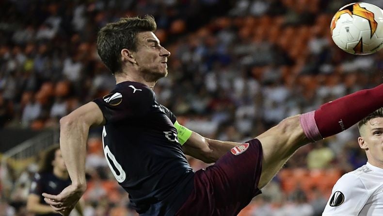 Koscielny Tengah Alami Konflik dengan Arsenal, Monreal: Semoga Mereka Berbaikan