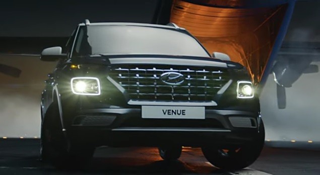 Hyundai Kenalkan SUV Terbaru Gunakan Pesawat Terbang