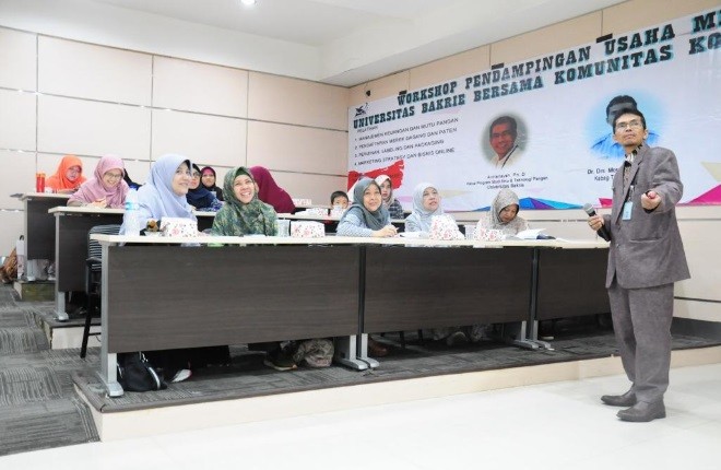 Universitas Bakrie Gaet Komunitas Pelangi Tingkatkan Produktivitas Usaha Mikro