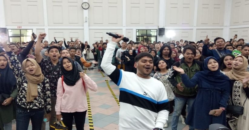 Abdul Bagi Tips Jaga Stamina saat Audisi Indonesian Idol di Surabaya