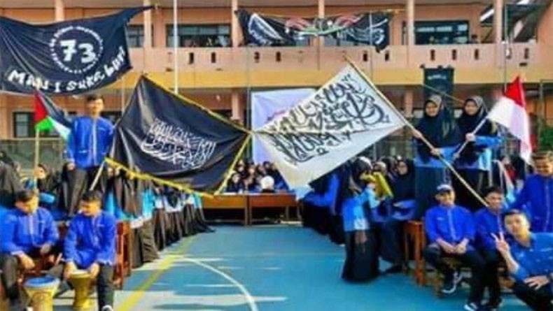 Wagub Jabar Sebut Ada 3 Kasus Pengibaran Bendera Bertuliskan Tauhid di Sekolah