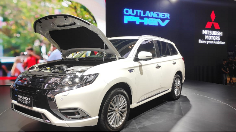 Outlander PHEV, Mobil Listrik Ideal bagi Masyarakat Indonesia