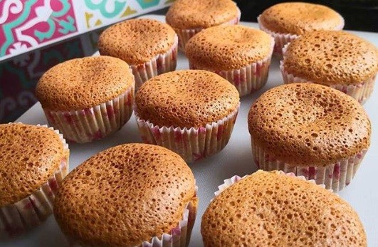 Nikmatnya Mencicipi Bolu Kampung Rasa Milo sambil Seruput Kopi