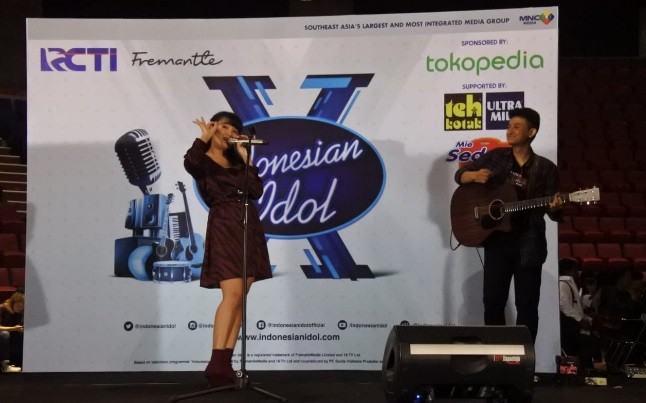 Semangati Peserta Audisi Indonesian Idol 2019, Ini Tips Sukses Ghea Indrawari