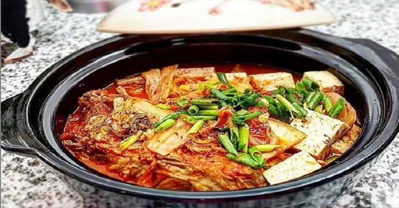 Makan Malam dengan Sup Kimchi ala Menu Korea, Cara Masaknya Simpel