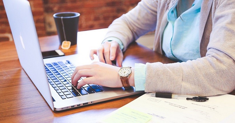 4 Kebiasaan yang Bikin PC Menjadi Lemot