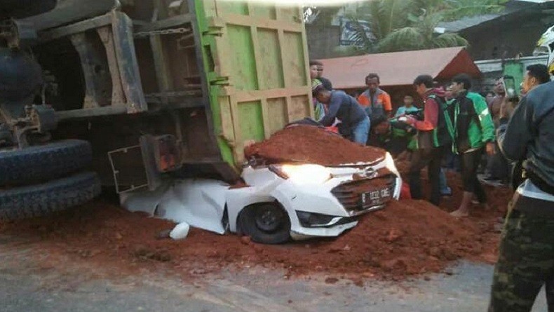 4 Fakta Kecelakaan Maut di Karawaci, Aksi Sopir Truk dan Keajaiban Aisyah