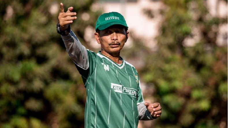 Nasib di Ujung Tanduk, Djanur Fokus Benahi Penyelesaian Akhir Persebaya
