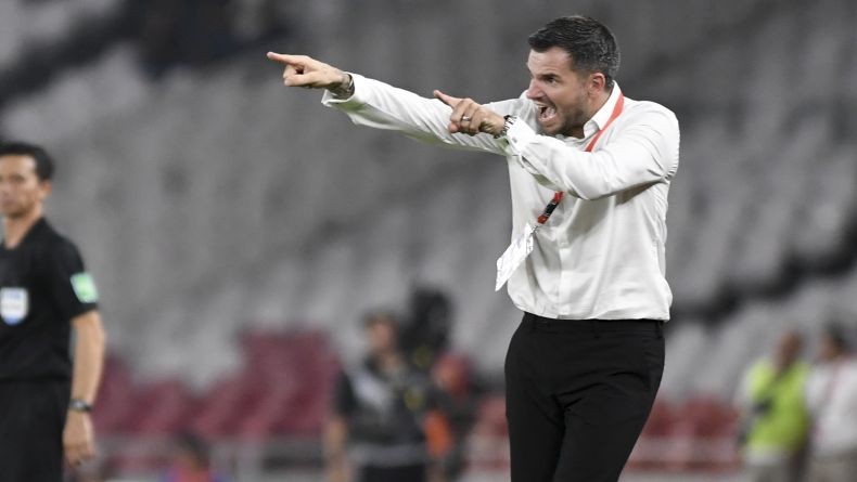 Simon McMenemy Jagokan Van Dijk Raih Pemain Terbaik FIFA 2019