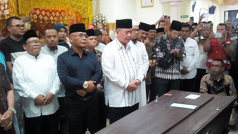 Bupati Pasaman Barat Mangkat, Wakil Bupati Yulianto Jadi Pengganti Sementara