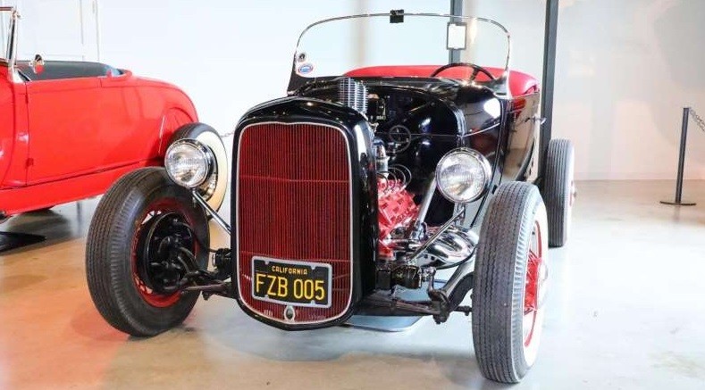 Mobil Antik Elvis Presley Akan Dilelang