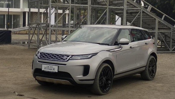 Sudah Mengaspal, Range Rover Evoque Hanya Tersedia 15 Unit di Indonesia