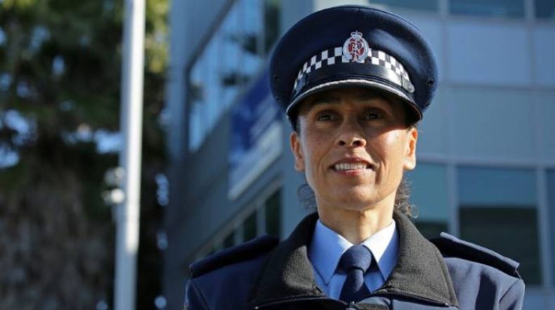 Berjasa Tangani Penembakan Masjid, Kepala Polisi Selandia Baru Diundang Berhaji