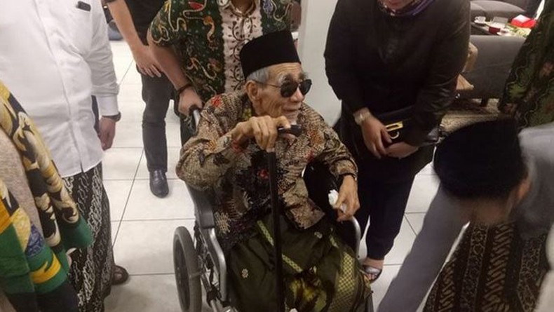 Pertemuan Terakhir Elite PPP dengan KH Maimoen Zubair