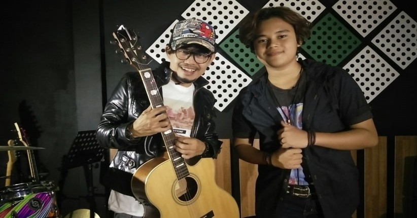 Berkolaborasi dengan Moldy Radja, Axel Farden Rilis Surga Yang Dirindukan