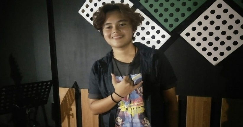 Grogi saat Bernyanyi, Axel Ferdan Senang Tampil bersama Band