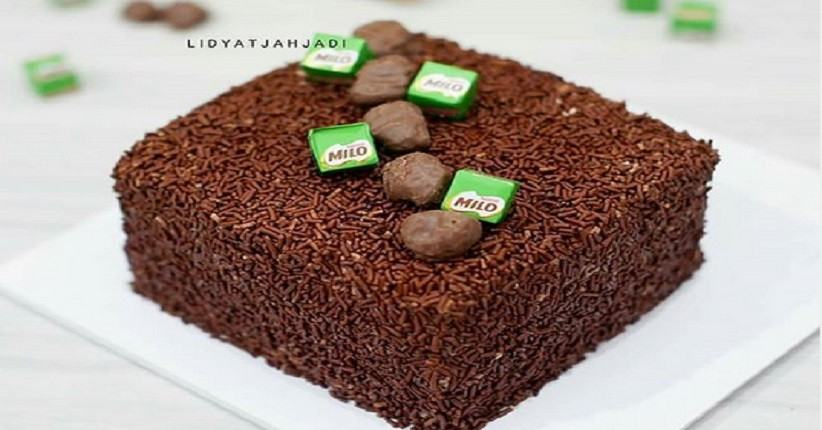 Lezatnya Ice Milo Cake, Dessert Kekinian Bertabur Cokelat Meses