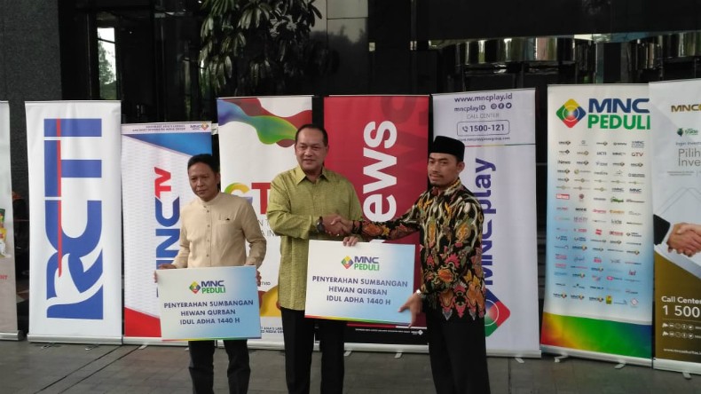 MNC Peduli Salurkan Hewan Kurban ke Masjid MNC Tower dan MNC Studios
