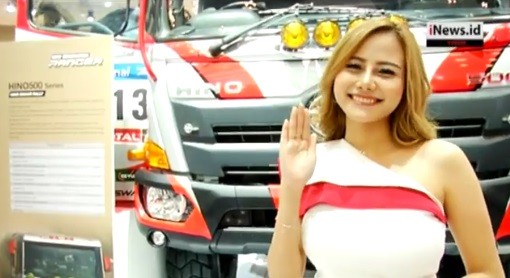 Jadi SPG di Pameran Otomotif Tidak Hanya Modal Cantik, tapi Harus Pintar