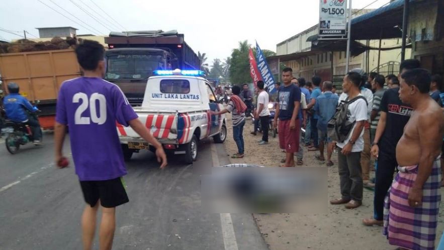 Tabrakan Maut Bus Bintang Utara Vs Motor Ninja di Tebingtinggi, 1 Tewas di TKP