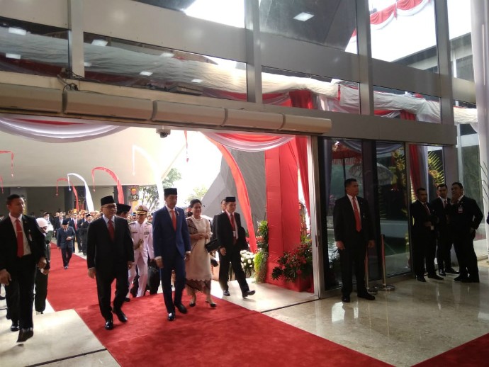 Sidang Tahunan MPR RI, Jokowi Tiba di Gedung Nusantara Kompleks Parlemen