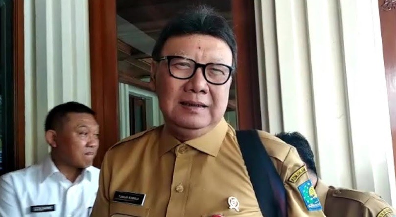 Pertimbangkan Situasi Papua, Mendagri Tunda Panggil Gubernur Lukas dan Khofifah