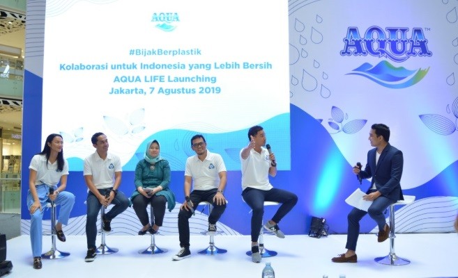 Danone AQUA Perkenalkan Botol 100 Persen Daur Ulang di Jakarta