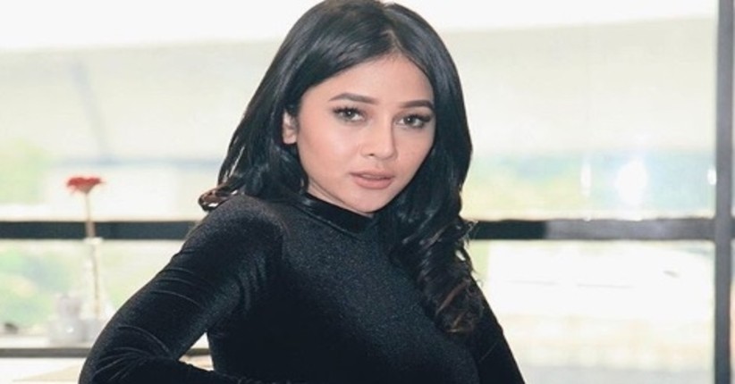 Mengenal Sosok Mutia Ayu, Pedangdut yang Dinikahi Glenn Fredly