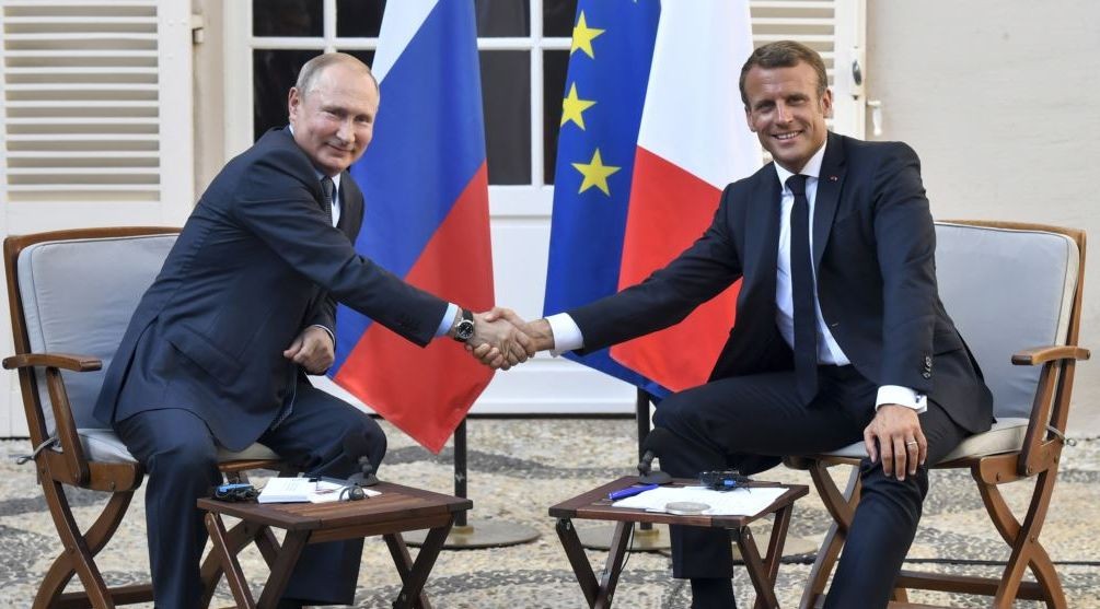 Macron: Saya Sudah 100 Jam Bahas soal Ukraina dengan Putin via Telepon