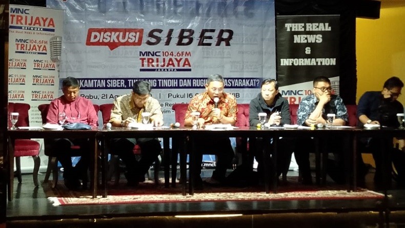 DPR Tak Paksakan Pengesahan RUU Kamtan Siber jika Tak Capai Kesimpulan