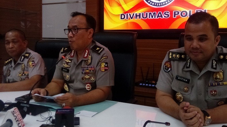 Densus 88 Tangkap Terduga Teroris Pimpinan JAD Madura dan Lamongan
