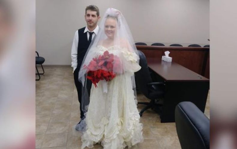 Tragis, 2 Pengantin Tewas Ditabrak Truk Beberapa Menit Setelah Menikah