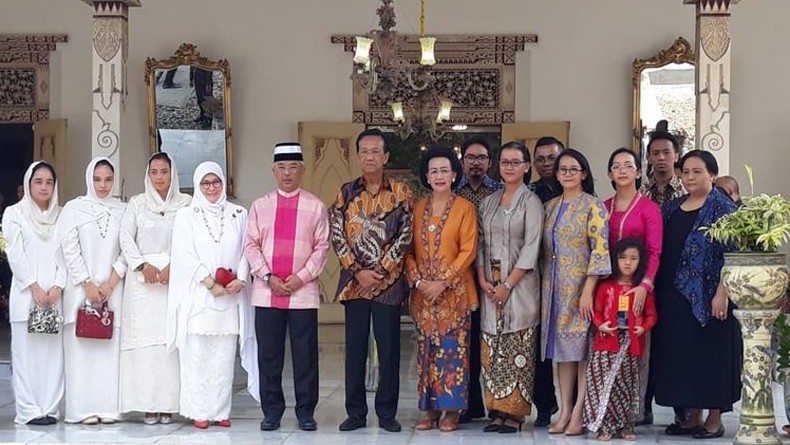 Kunjungi Keraton Yogyakarta, Raja Malaysia Disambut Beksan Lawung Jajar