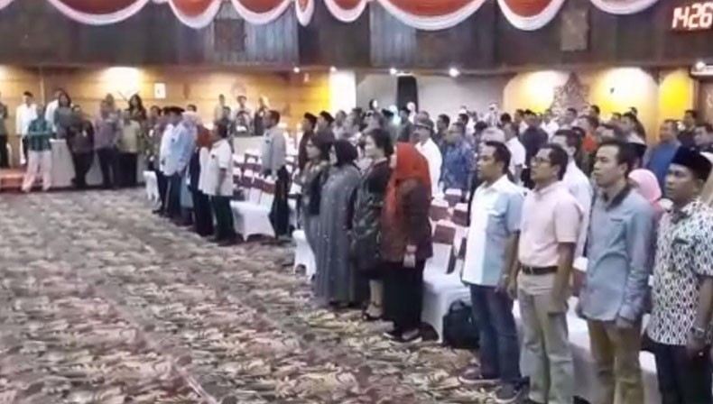 Dilantik Sabtu Besok, 120 Anggota DPRD Jatim Dapat Jatah PIN Emas 22 Karat