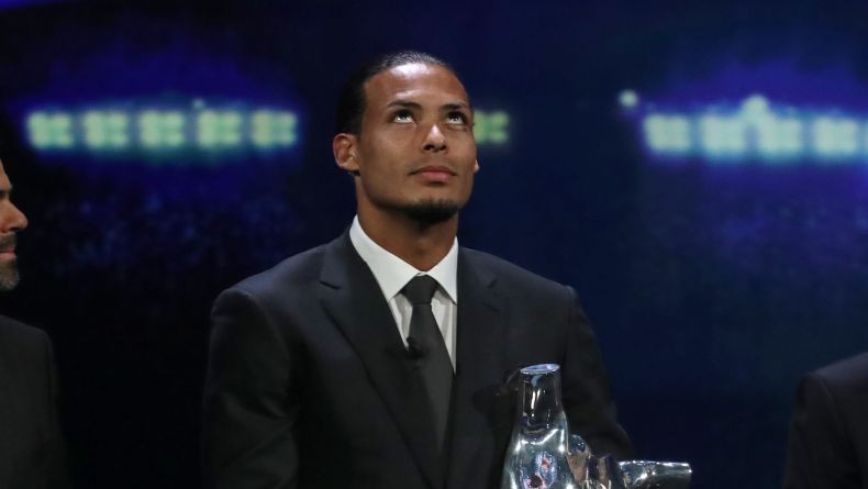 Jadi Pemain Terbaik Eropa, Ini Statistik Van Dijk Musim 2018/2019