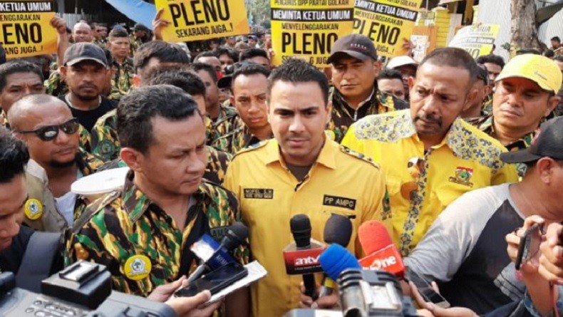 Ketua Golkar se-Jabar Disumpah Dukung Airlangga, Waketum AMPG: Tidak Etis