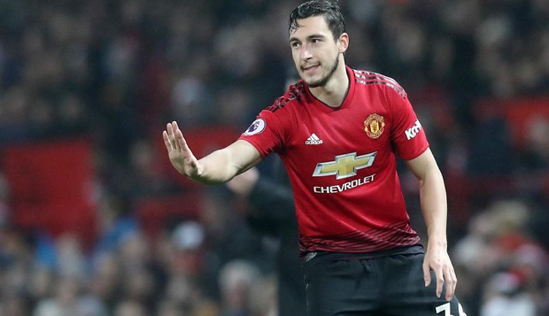 Manchester United Jual Darmian ke Parma dengan Harga Murah