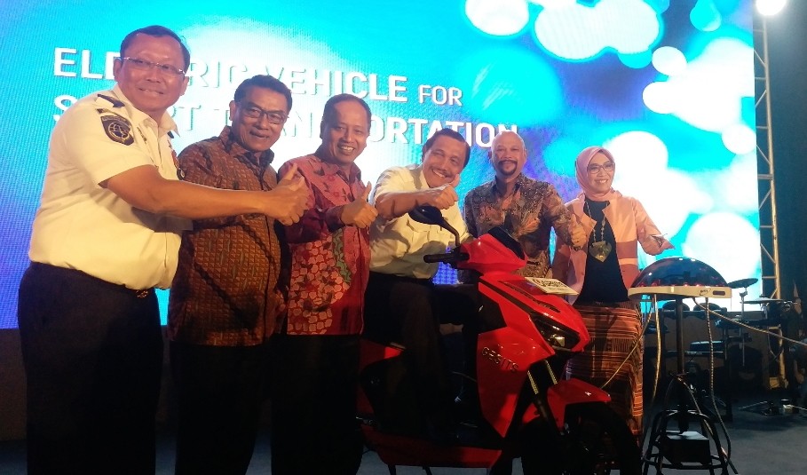 Pameran IEMS 2019 Dibuka, Anak Indonesia Dituntut Bisa Bikin Mesin Mobil Listrik