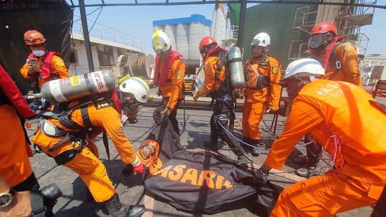 Tim SAR Gabungan Temukan 1 Korban Tewas KM Santika Nusantara di Car Deck