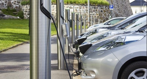 Tertarik Buka Stasiun Pengisian Mobil Listrik, Ini Harganya