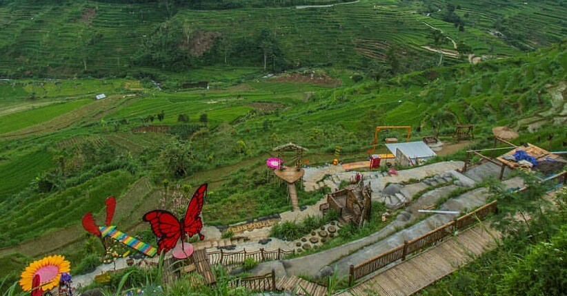 Wisata Magetan, Ujung Kulon Wisata Selfie Terlihat Indah saat Terselimuti Kabut