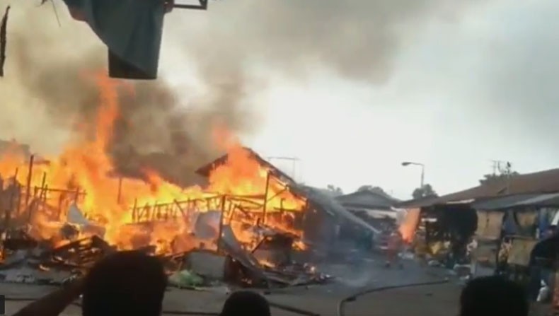 Tabung Elpiji Bocor, Belasan Kios di Pasar Cikurubuk Tasikmalaya Ludes Terbakar