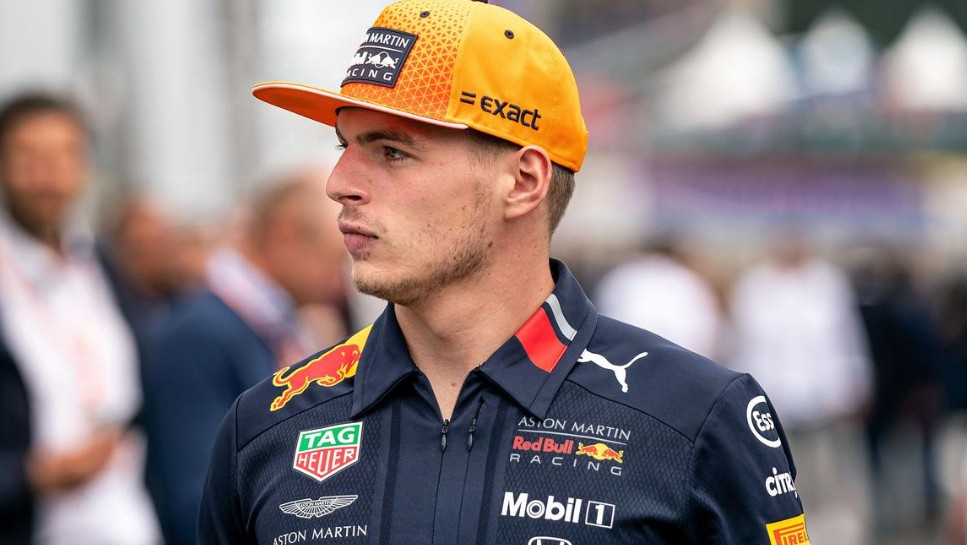 Hanya Finis di Posisi Ke-8, Verstappen Akui Terjebak di Belakang Mobil Lain