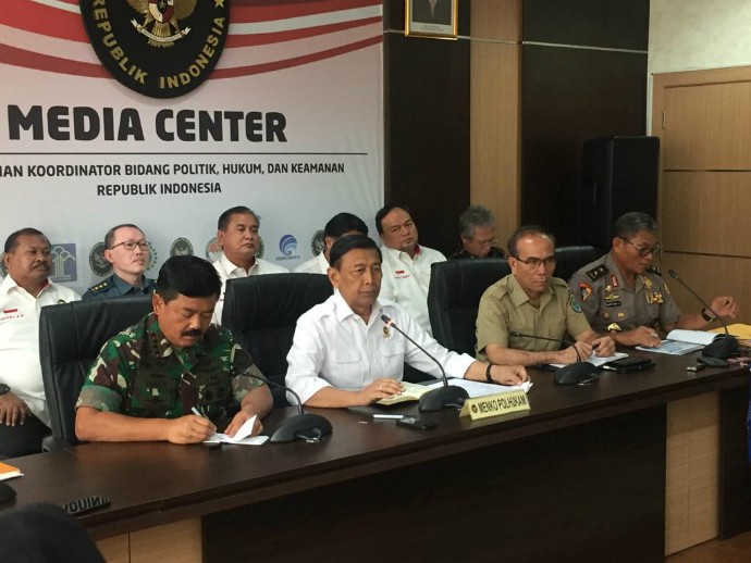Wiranto: Pemerintah Siapkan Rp100 M untuk Bangun Infrastruktur di Papua