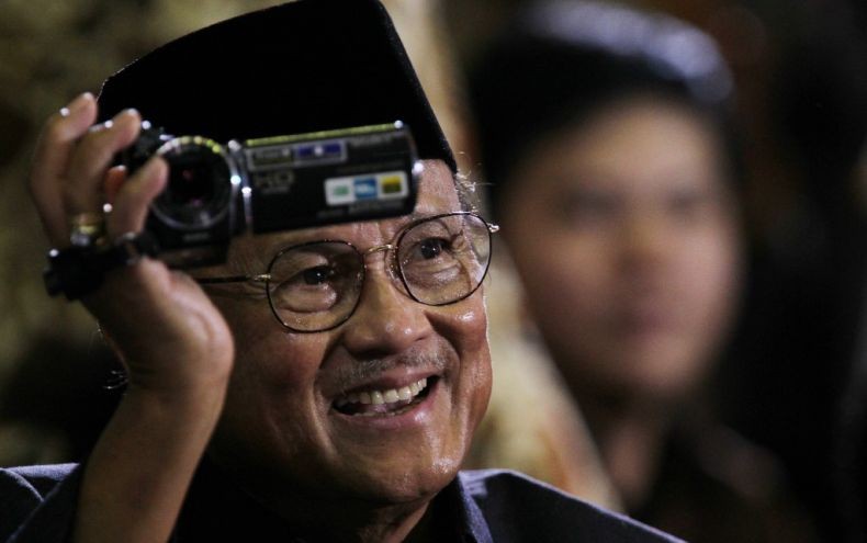 BJ Habibie Wafat, Dubes Inggris Sebut Almarhum Sosok Negarawan dan Sahabat