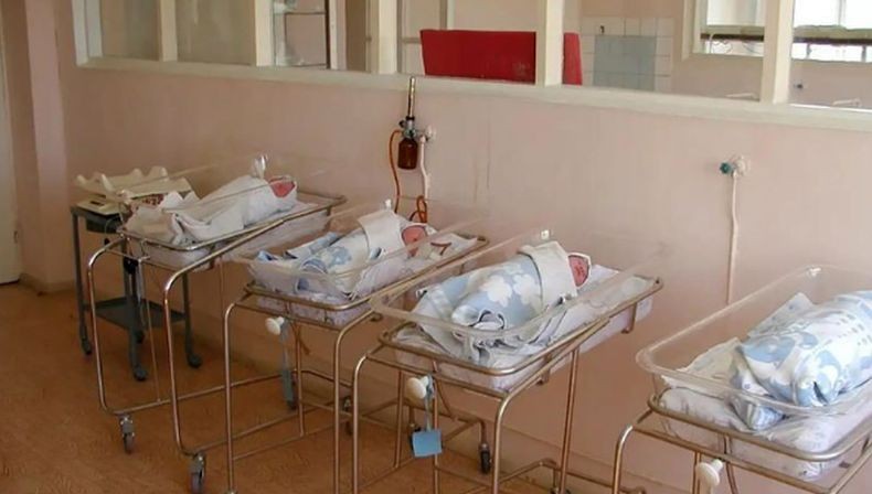 Edan, Ibu Lempar Bayi yang Baru Dilahirkannya dari Jendela RS karena Cacat