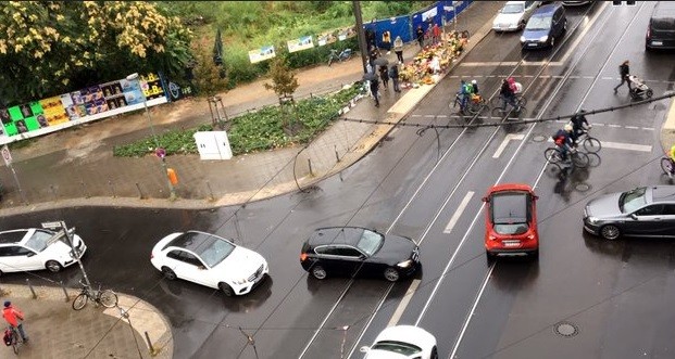 Jadi Sumber Kecelakaan, Berlin Larang Mobil SUV Beredar di Jalan