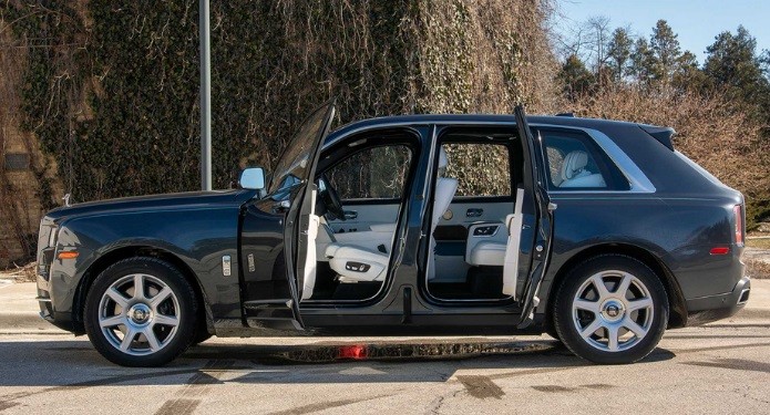 Sistem Pencahayaan Bermasalah, 403 Unit Rolls-Royce Cullinan Kena Recall