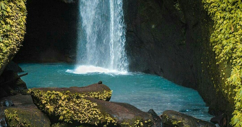 Terpikat Keindahan Air Terjun Leke-Leke Bali, Airnya Kebiruan dan Segar